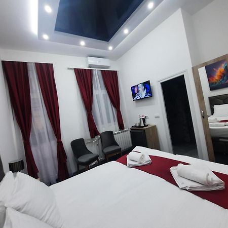 Republica Belgrado Quarto foto